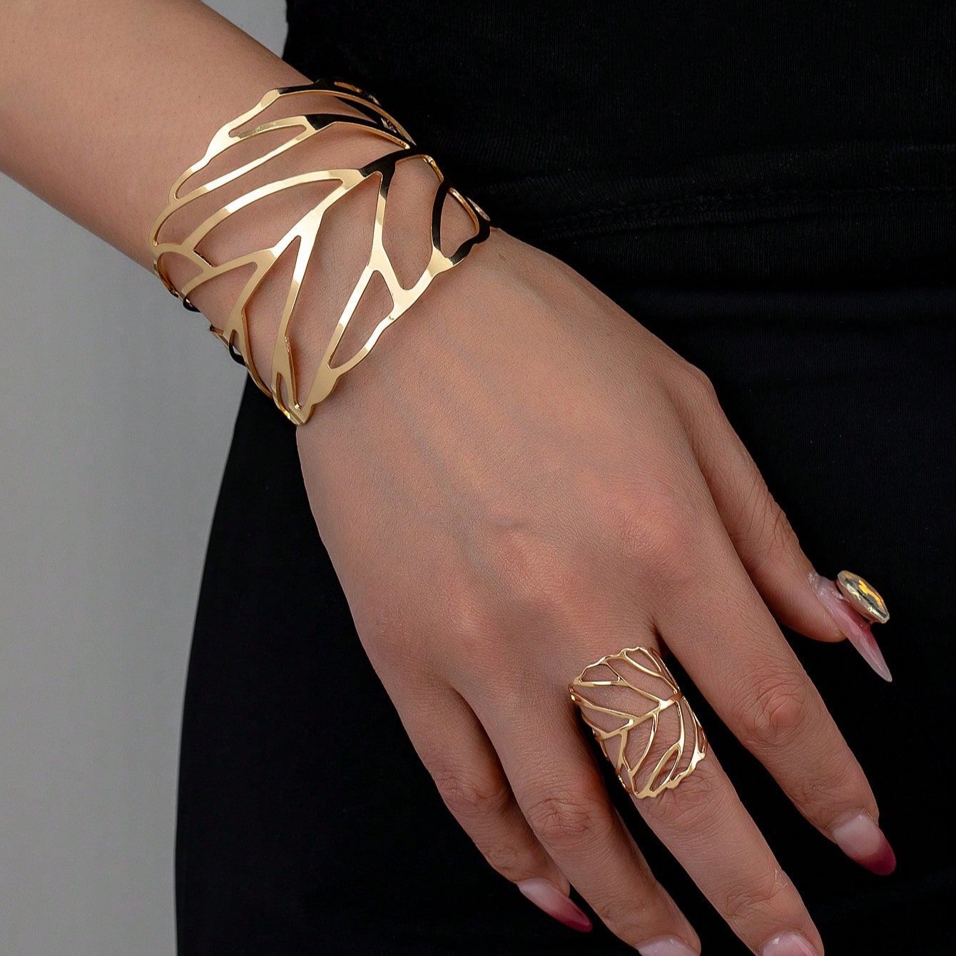 Conjunto Folha - 1 bracele e 1 anel