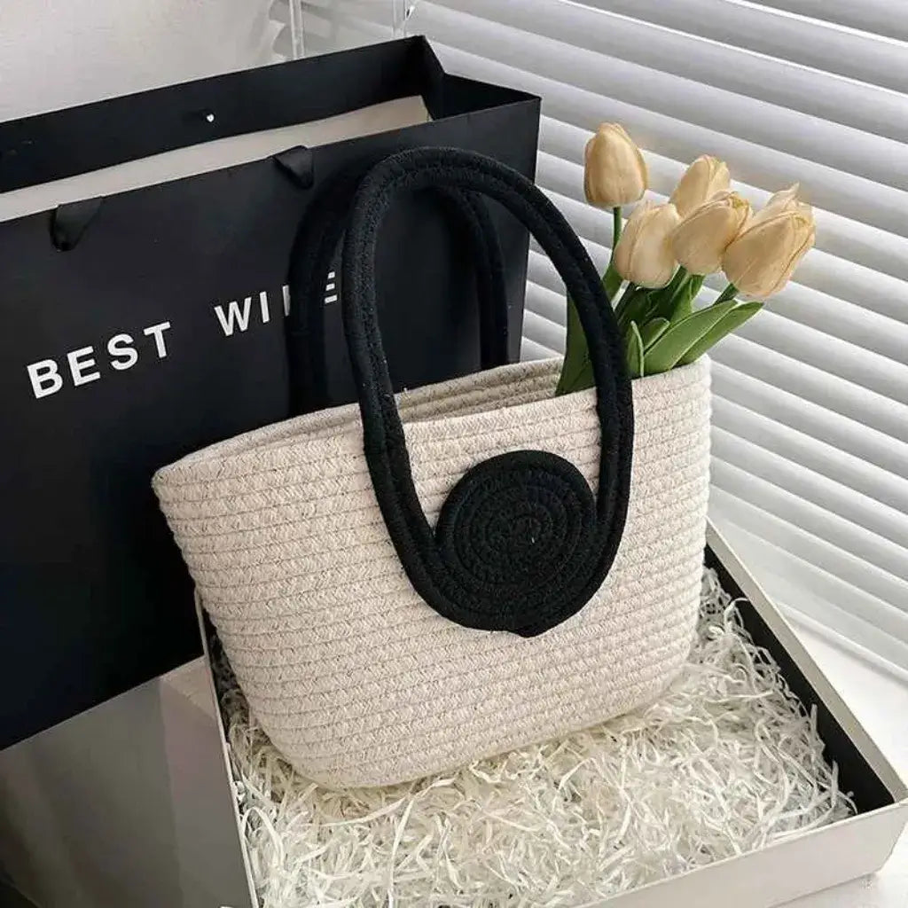 Bolsa de Palha Modelo Lolla Off White Preta