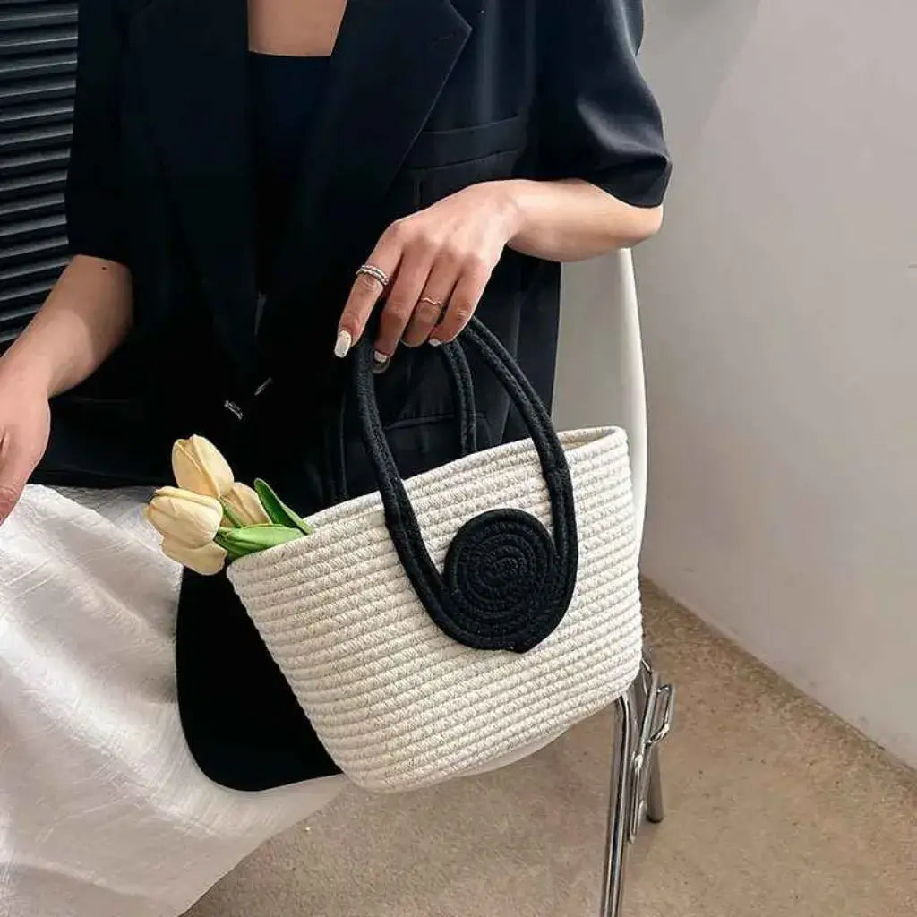 Bolsa de Palha Modelo Lolla Off White Preta