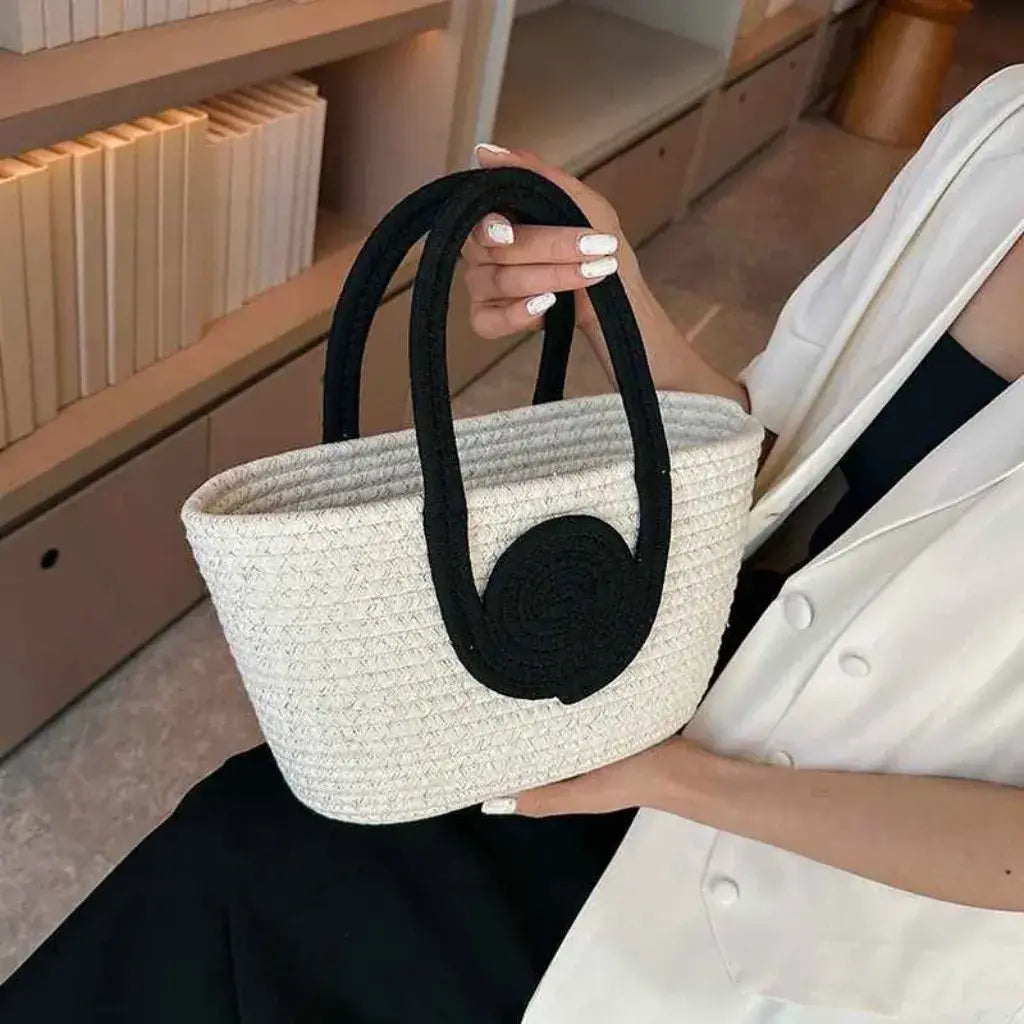 Bolsa de Palha Modelo Lolla Off White Preta