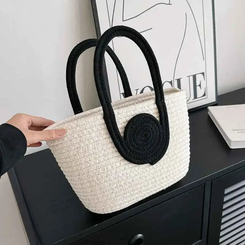 Bolsa de Palha Modelo Lolla Off White Preta