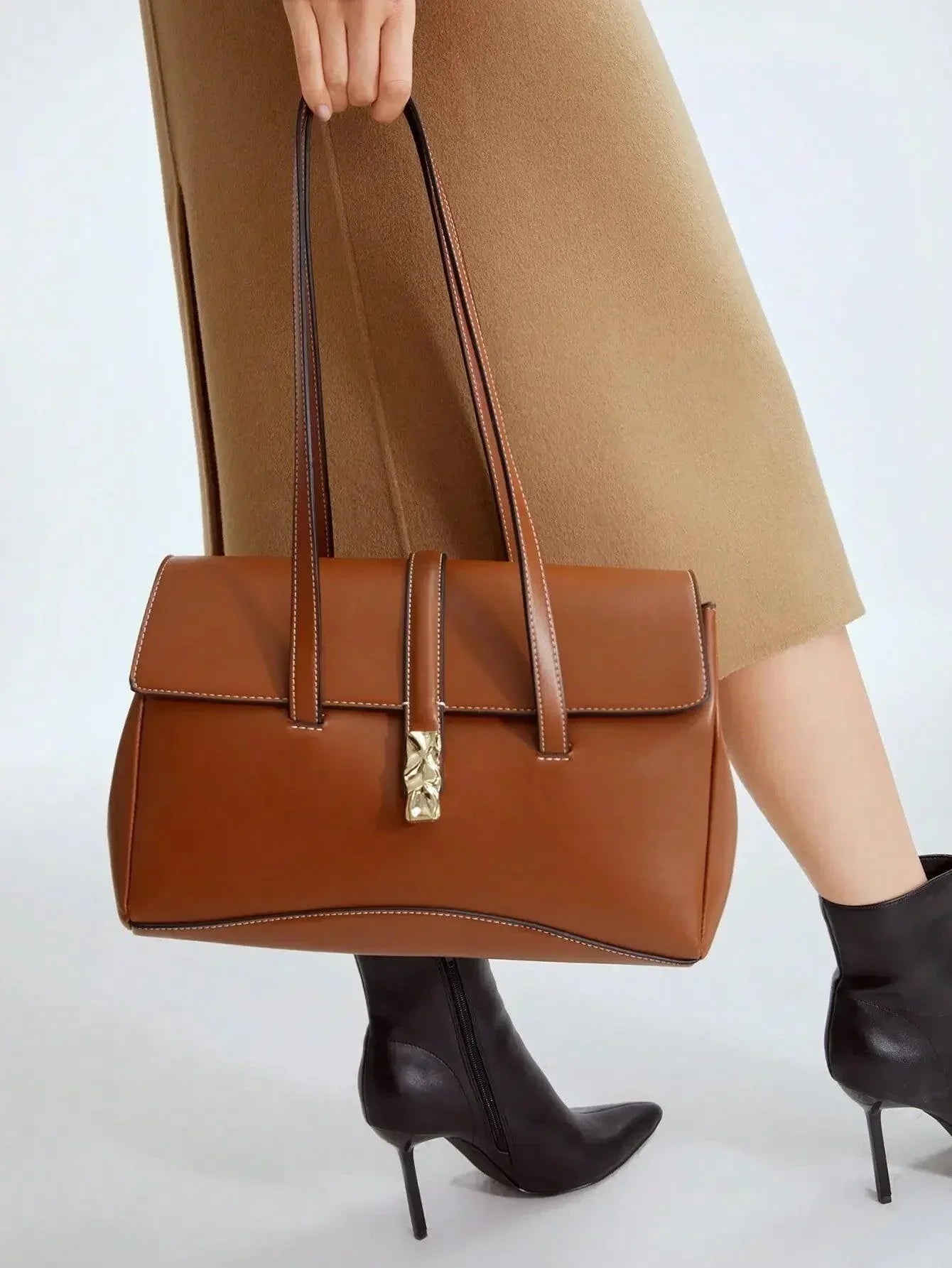 Bolsa Feminina De Ombro Com Detalhe De Fivela - Fiorella